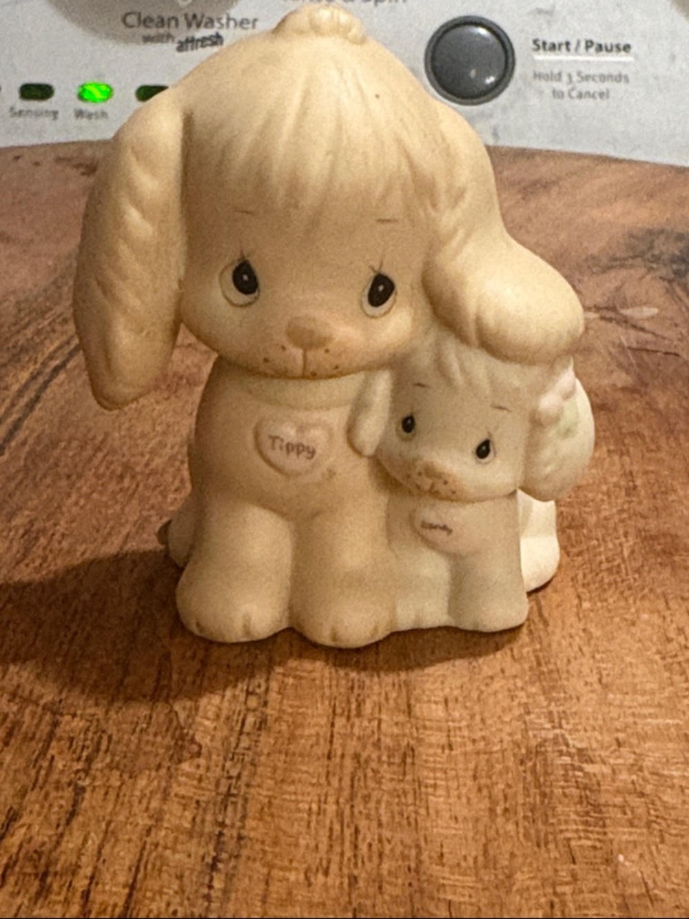 Precious Moments Cream Tippy Puppy Pair Figurine